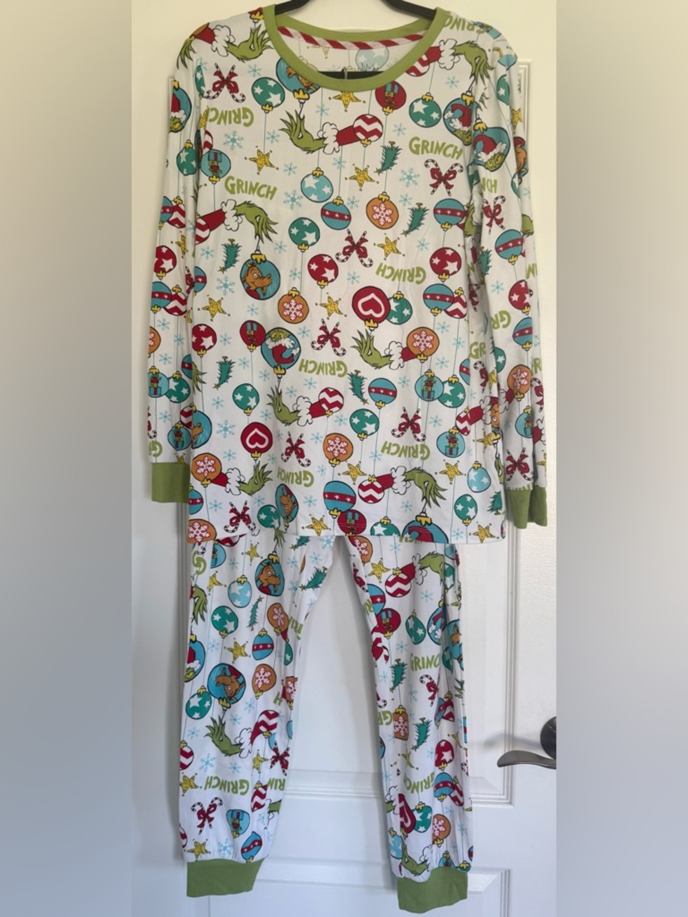 Grinch Christmas Pajamas Adult S Holiday Cozy Matching PJ Set 4/6